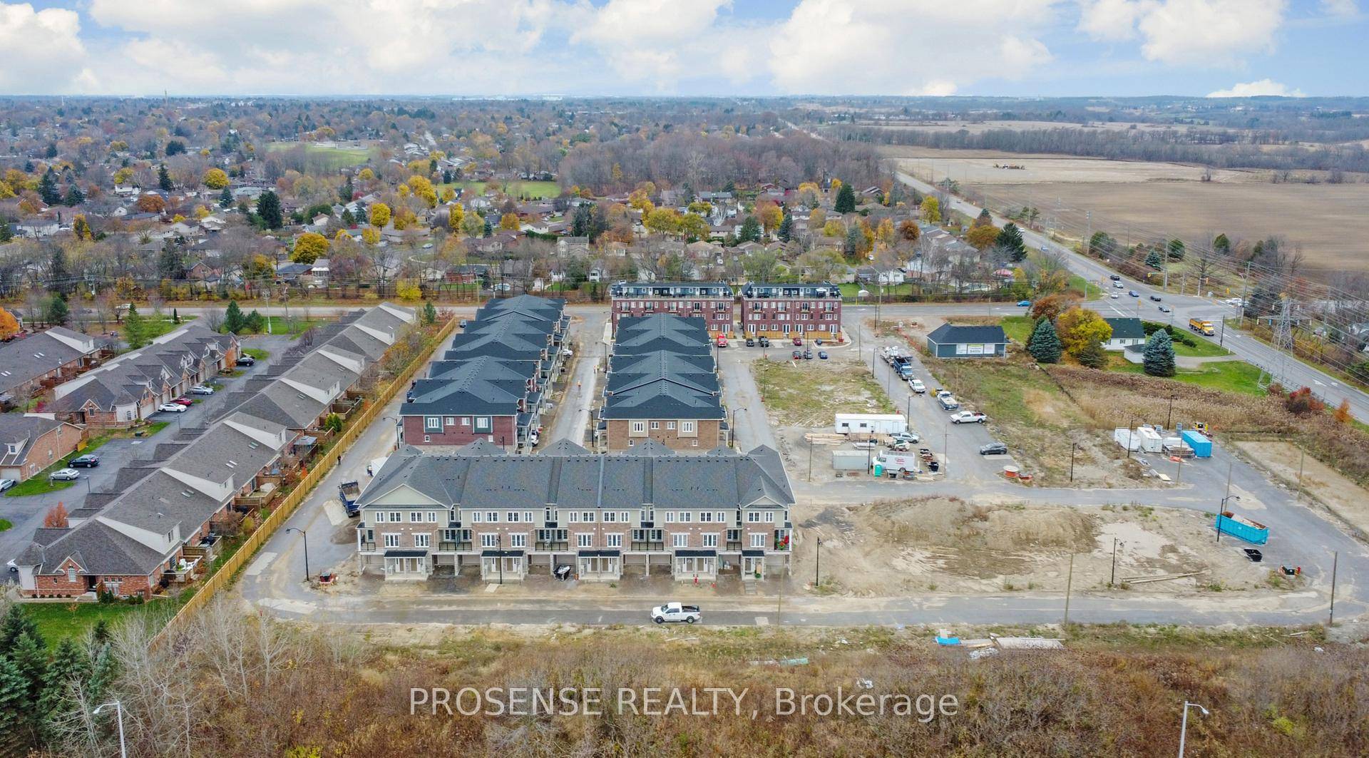 This brand new, modern three story townhouse is the perfect home for families, professionals, or investors.