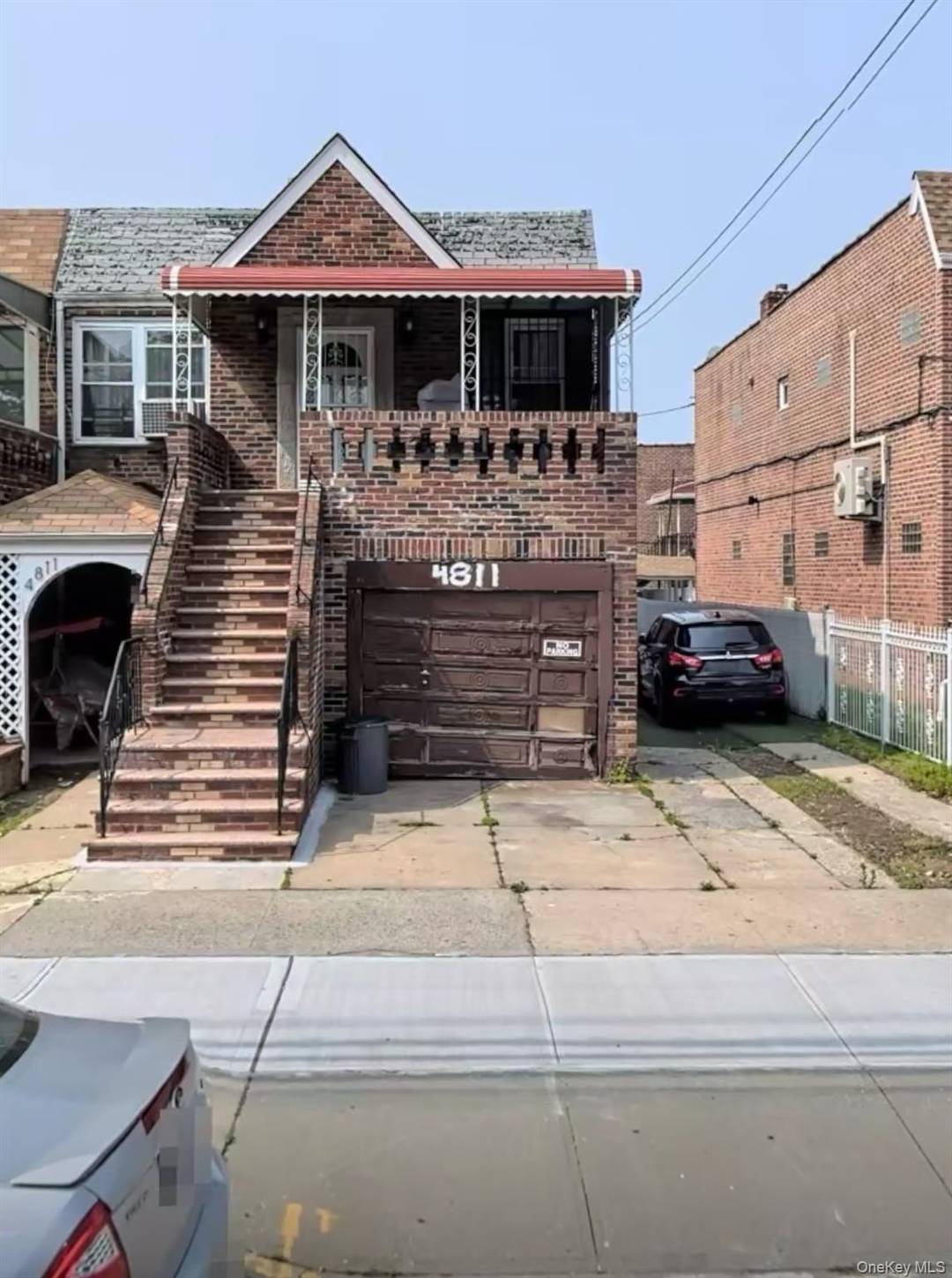 Short Sale Subject to Lender Approval.