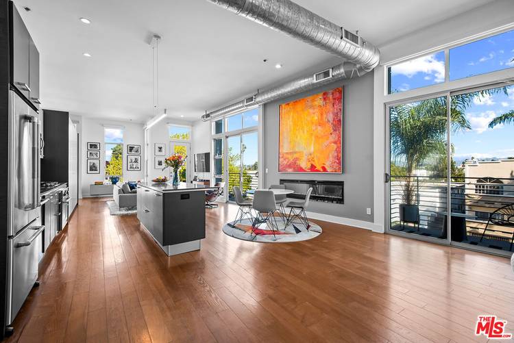 13320   Beach Ave 2BR Marina Del Rey La