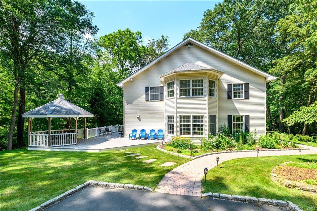 Tucked away at the end of a peaceful N.