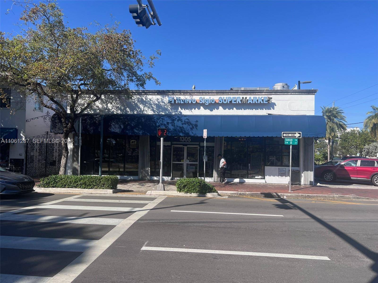 EL NUEVO SIGLO SUPERMARKET BUSINESS amp ; REAL ESTATE FOR SALE Rare opportunity to acquire a thriving and iconic business including the land and building, occupying corner lot in the ...