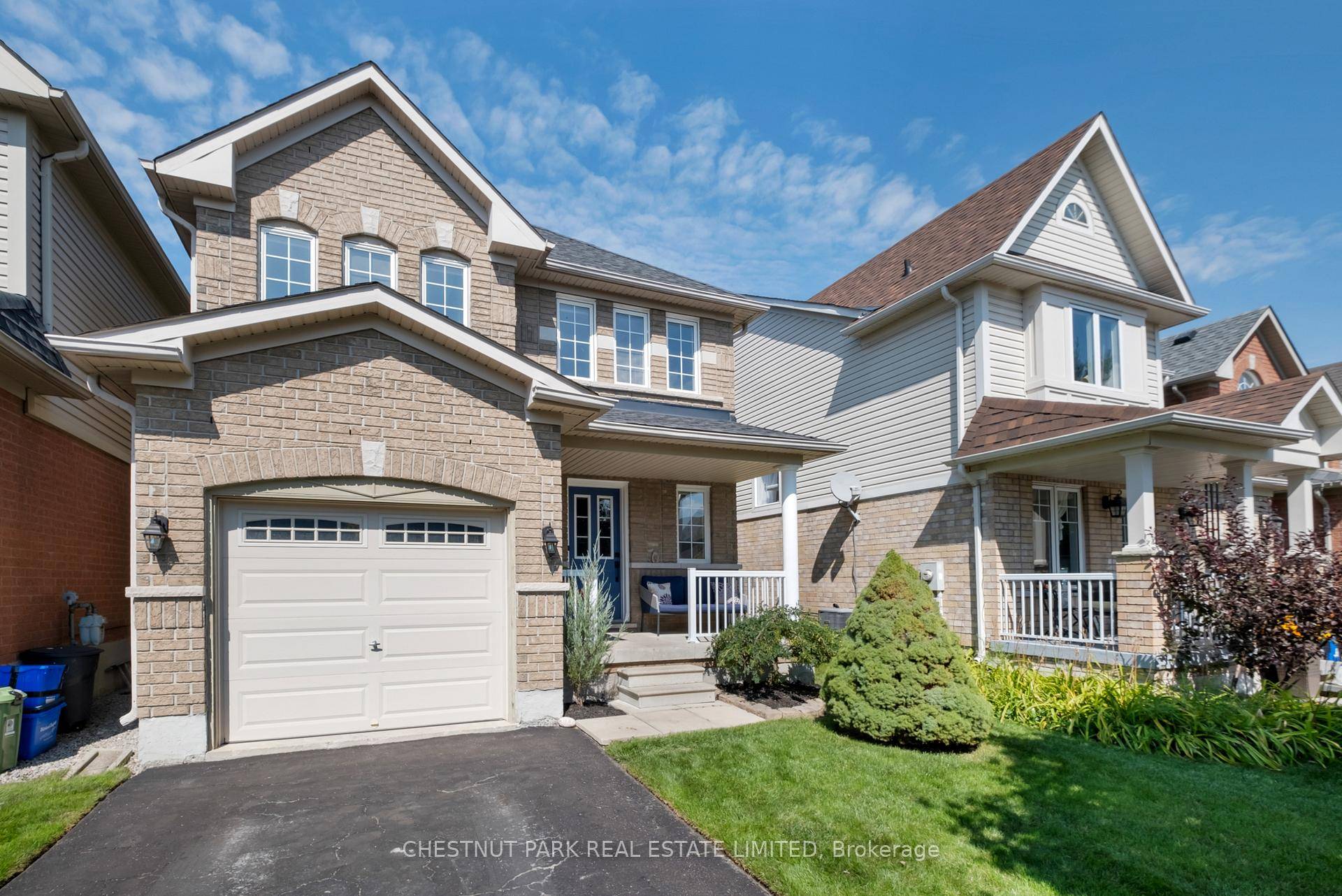 Beautifully renovated 3 bedroom, 3 bathroom family detached home in family friendly neighbourhood, backing onto Uxbridge trails !
