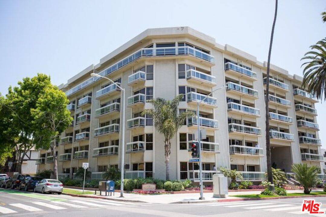 801  Ocean Ave 2BR Santa Monica La