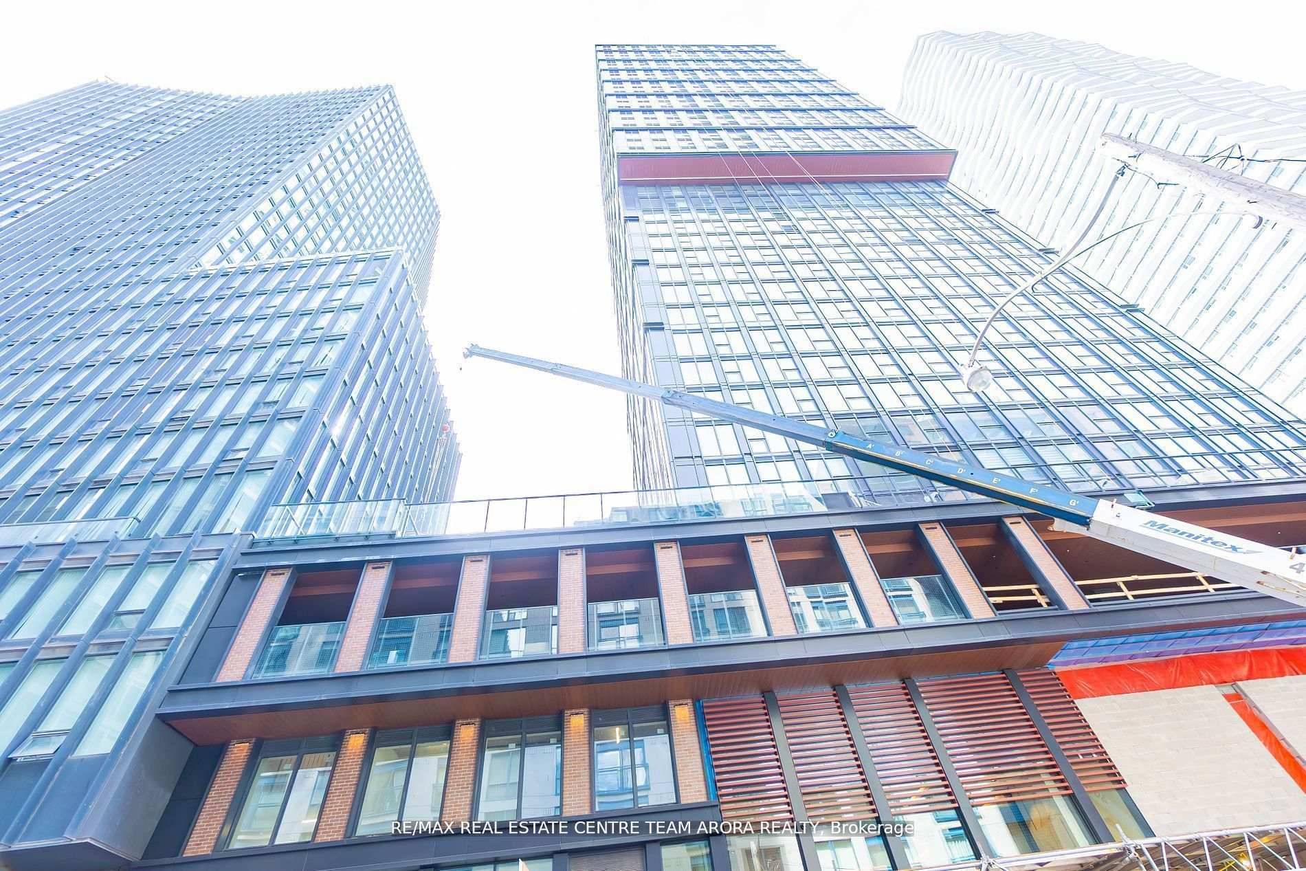 Welcome to this modern 2 bedroom, 2 bathroom condo in the heart of Toronto's vibrant Church Yonge Corridor !