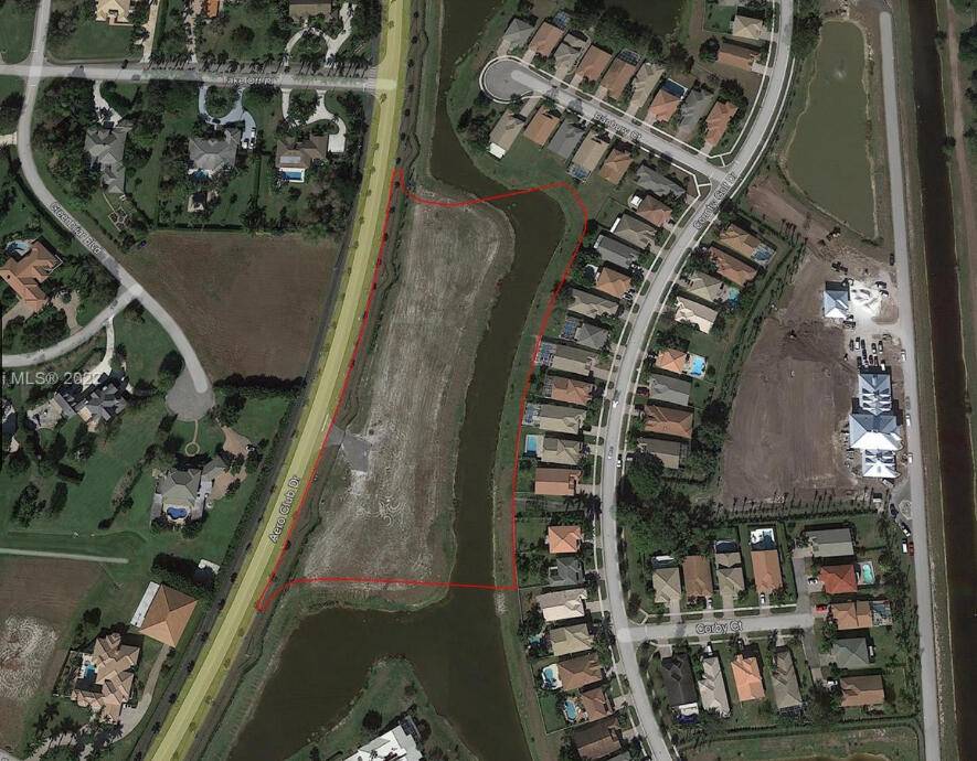 Last Available Equestrian Lot in Exclusive Winding Trails !
