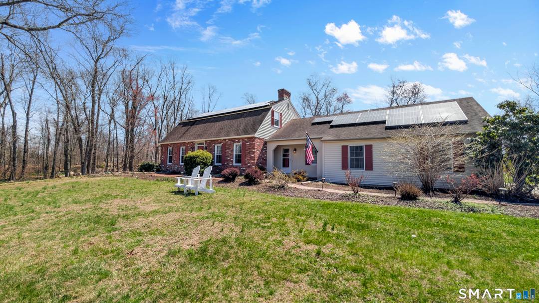 Beautifully maintained and updated country colonial in a sought after cul de sac neighborhood, offering 3, 255 SF of living space including the finished lower level.