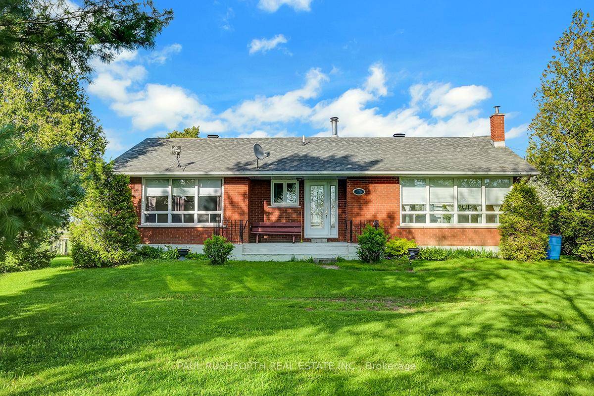 Newly Reduced ! ! Endless potential and convenience with this lovely country property located in Wendover, just minutes to Rockland amenities and only 45 min to downtown Ottawa.