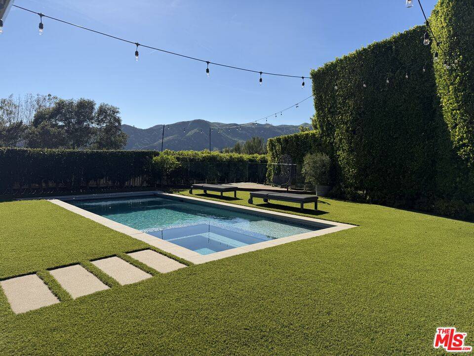 13710   Bayliss Rd 5BR Brentwood La