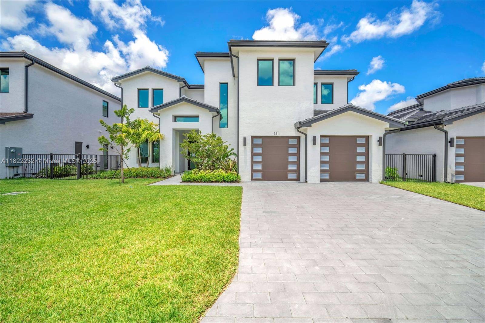 Lake front Elm model is the most sought after design in The Preserve providing the perfect blend of space, luxury, amp ; functionality.