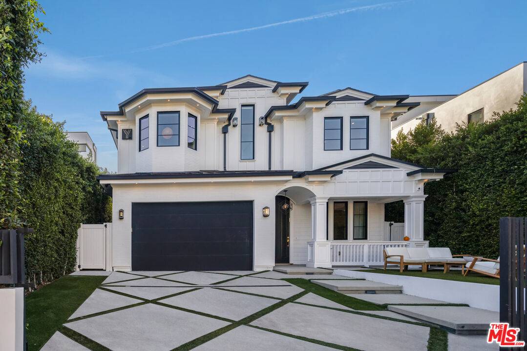 843  N Spaulding Ave 5BR Hollywood Hills East La