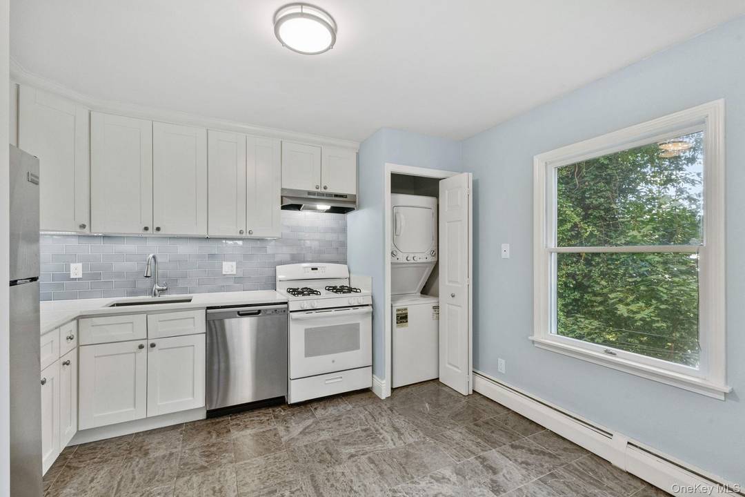 Discover this charming three bedroom, one and a half bathroom condo located in the highly sought after Village of Mamaroneck.