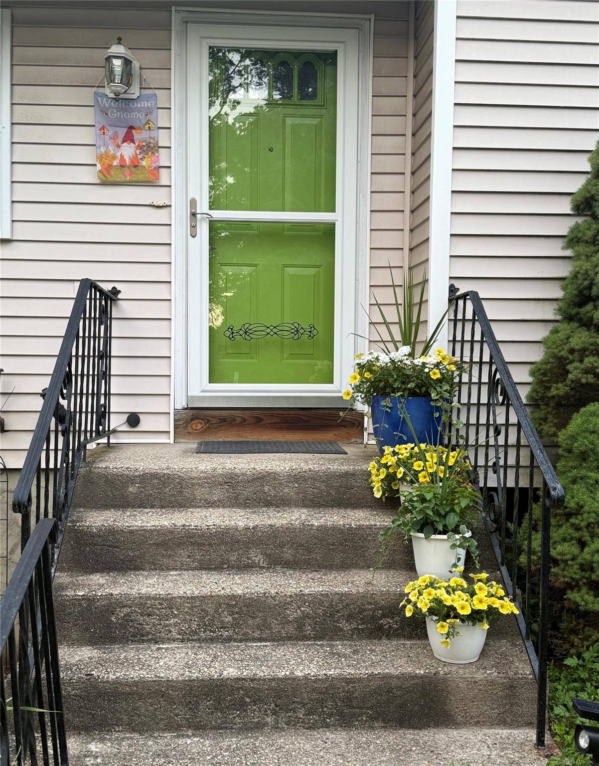 This home situated on a large lot that is accessible from Browns Rd and Forest Ave gives you ample privacy with many mature plantings giving the back garden a serene ...