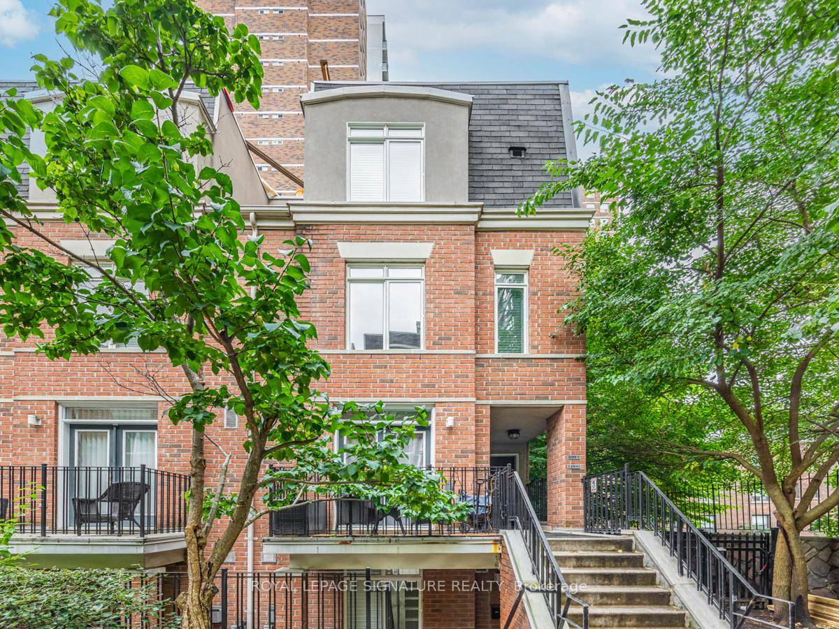 Welcome To The Central At 415 Jarvis Street.