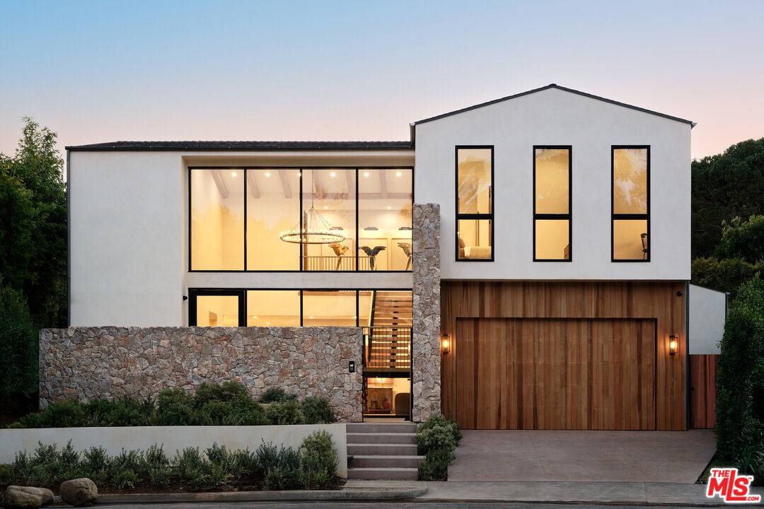 12114 Inavale Pl 5BR Brentwood La