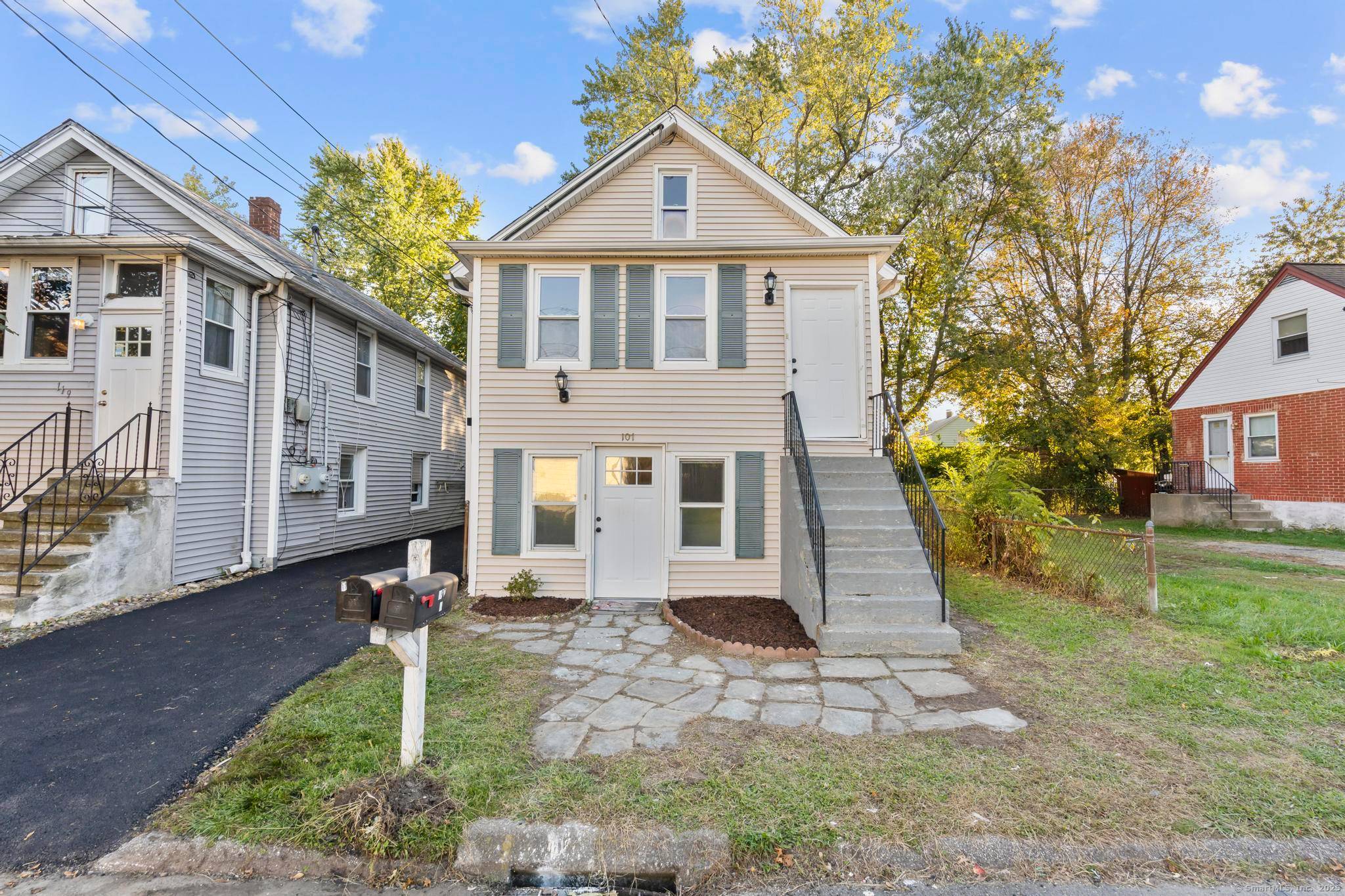 Great opportunity in Stratford's South End !