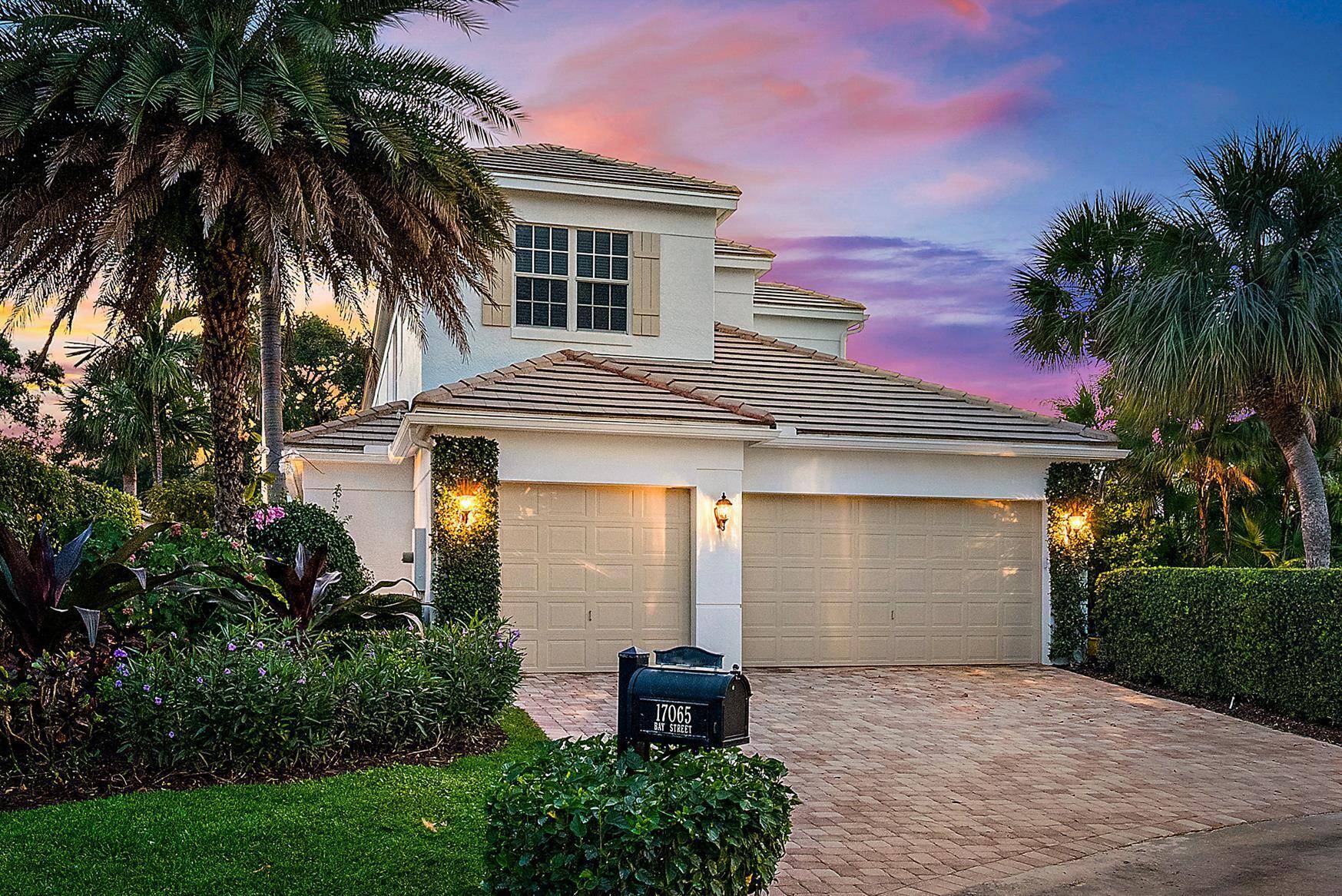 BEAUTIFULLY REDESIGNED, REMODELED AND FURNISHED DIRECT GOLF COURSE SINGLE FAMILY HOME IN BAYTOWNE OF JONATHAN'S LANDING.