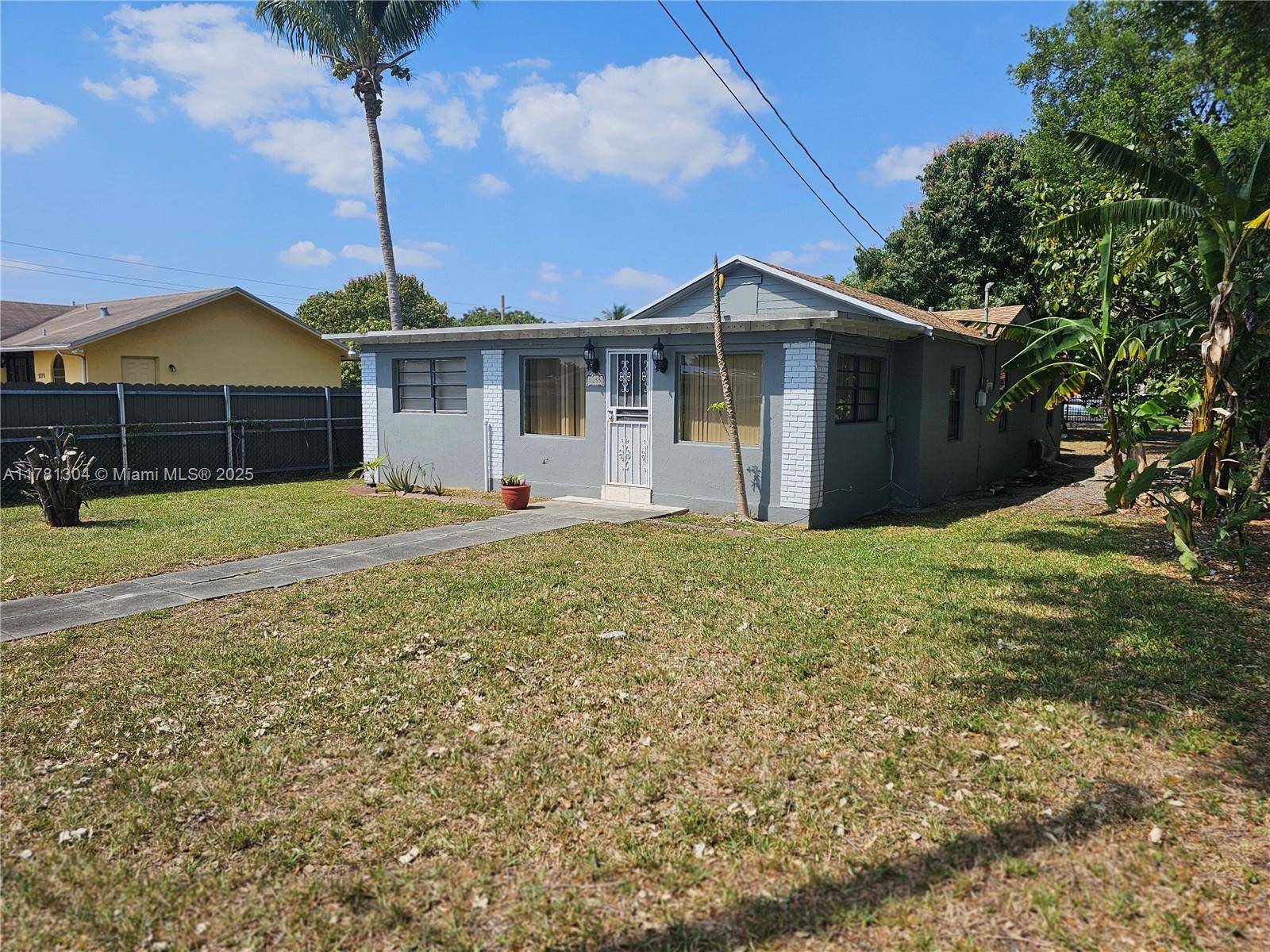 Rare Find ! This spacious single family home featuring 3 bedrooms and 2 bathrooms is nestled in a quiet community and is now up for sale !