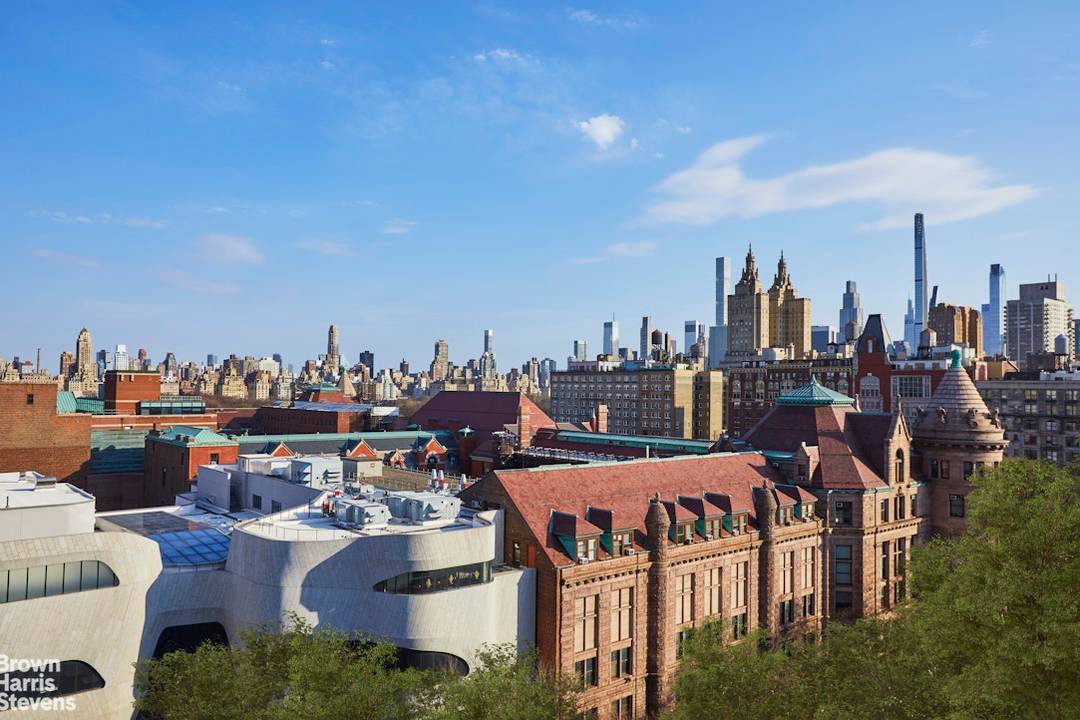 A Private Garden in the Sky There are homes and then there are rare vantage points from which the city reveals itself in its most poetic form.