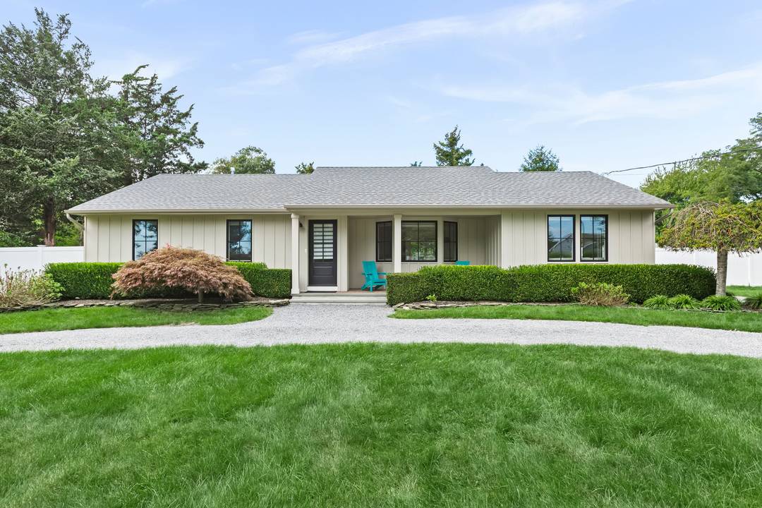 Year Round Rental with Water Views, Boating Access & New Pool