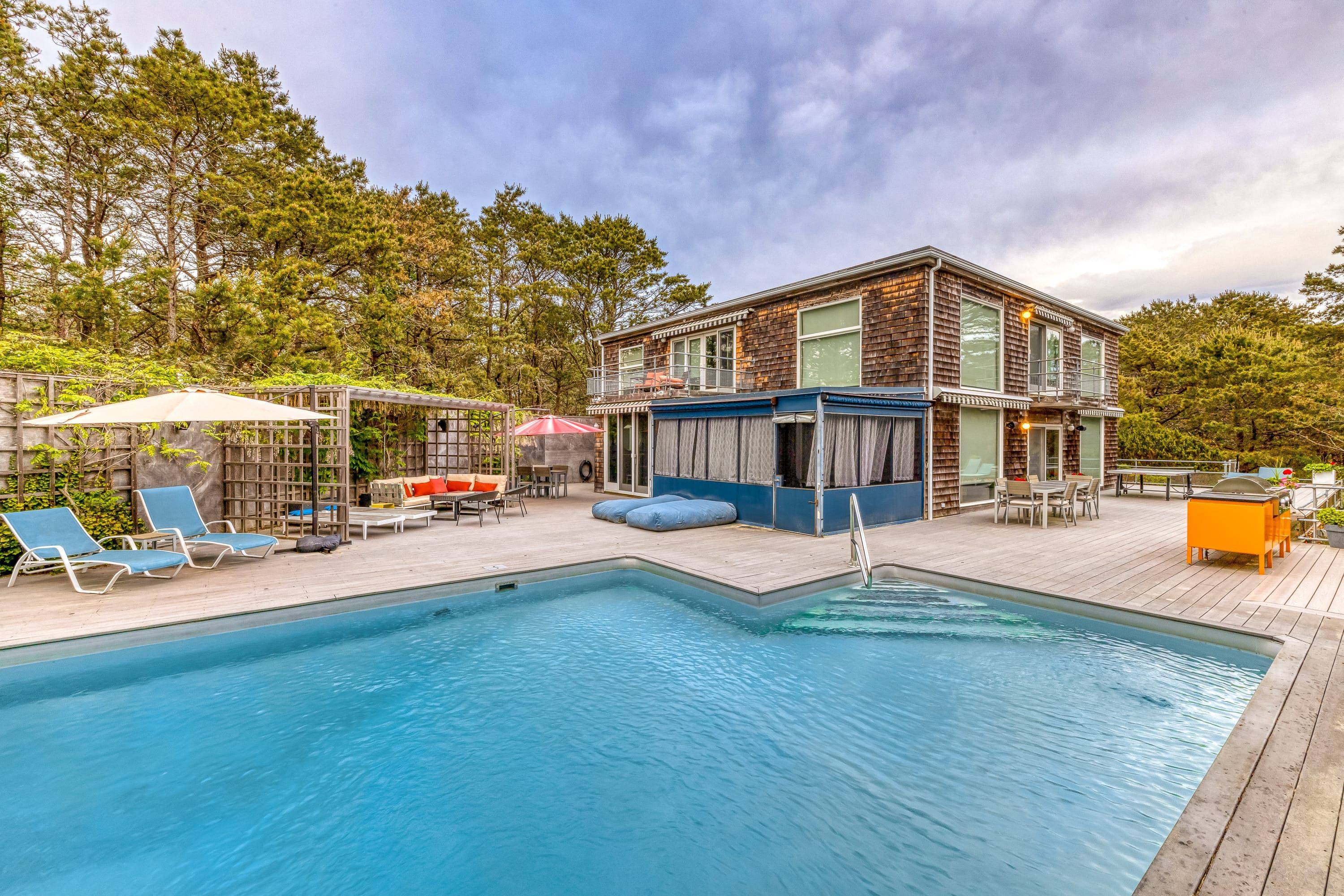 Amagansett Dunes Contemporary With Pool! 