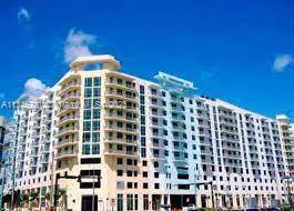 Great apartment in the heart of Hollywood, excellent location near to the beach and restaurant areas, is a 2 bedrooms and 2 bathrooms very bright, spacious and beautiful layout, the ...