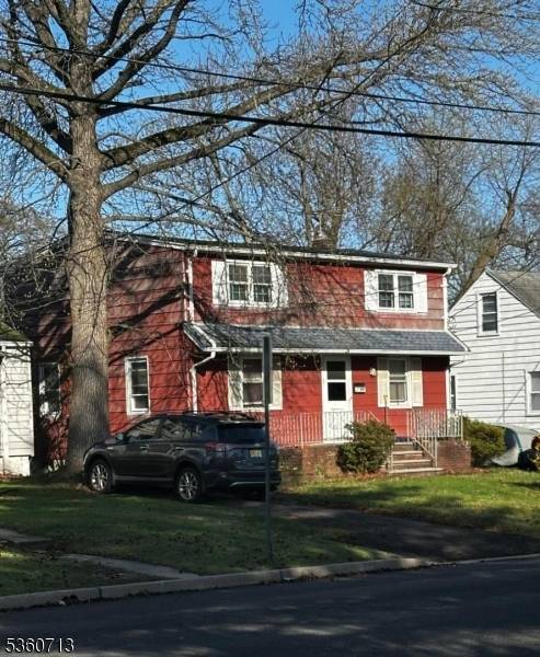 Diamond in the Rough ! Sitting on a 50 x 100 lot, this spacious 3 bedroom, 2 bath home in the desirable North side of Garwood, in Union County, is ...