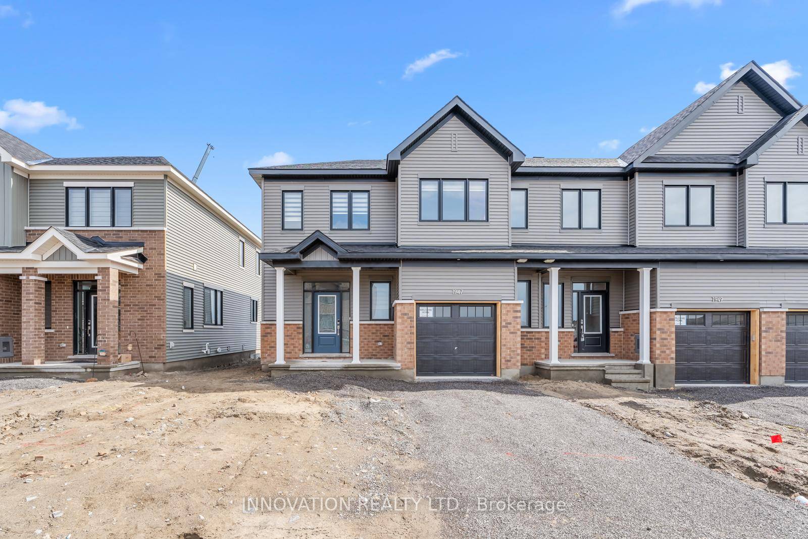 End unit brand new 3 bed, 3.
