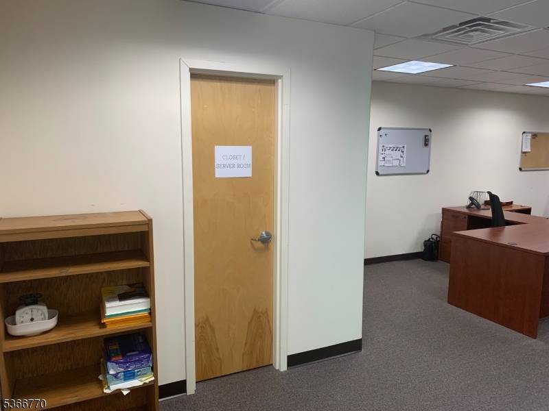 Fantastic first floor location great for MEDICAL.