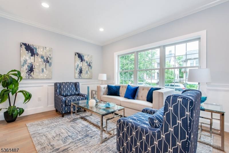 Welcome to 231 Ward Place, a truly exceptional NEW CONSTRUCTION build that sets a new standard for luxury living !