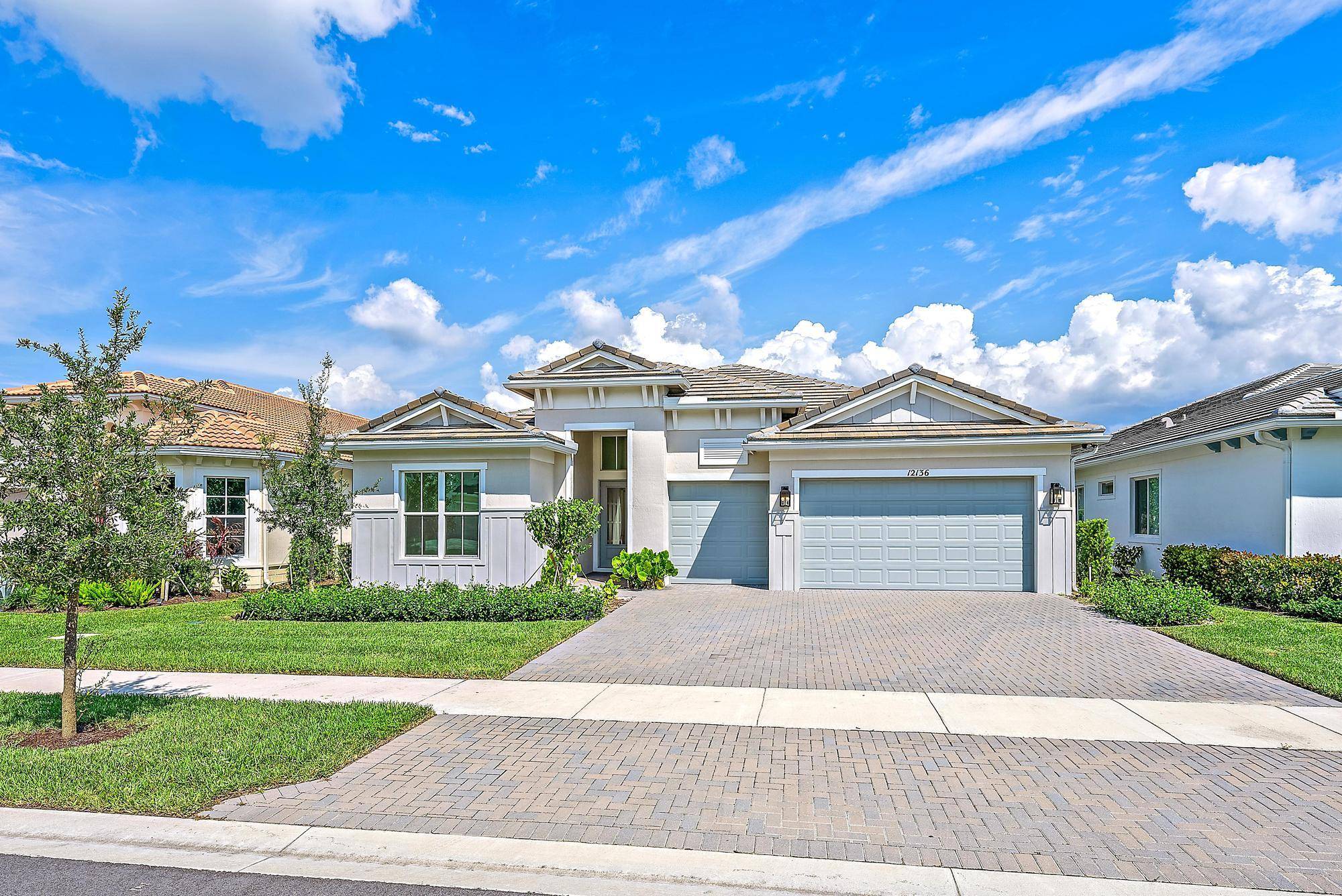 Better Than New Customized Contemporary Home in La Terre at Avenir.