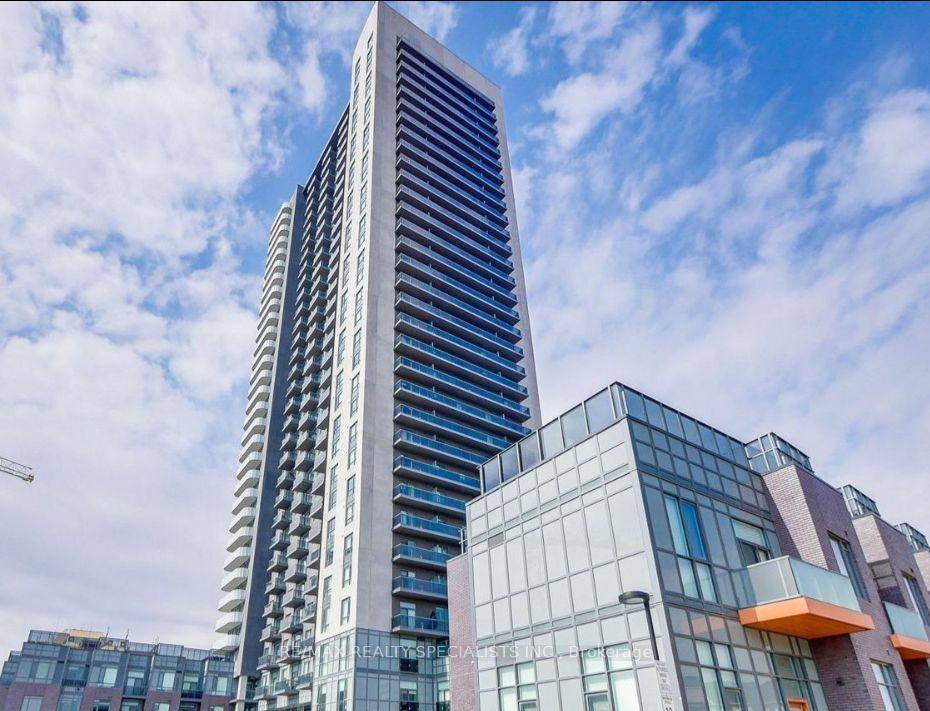 Brand New Condo Apartment Never Lived In Large 2 bed 1 Bath unit in Mississauga.