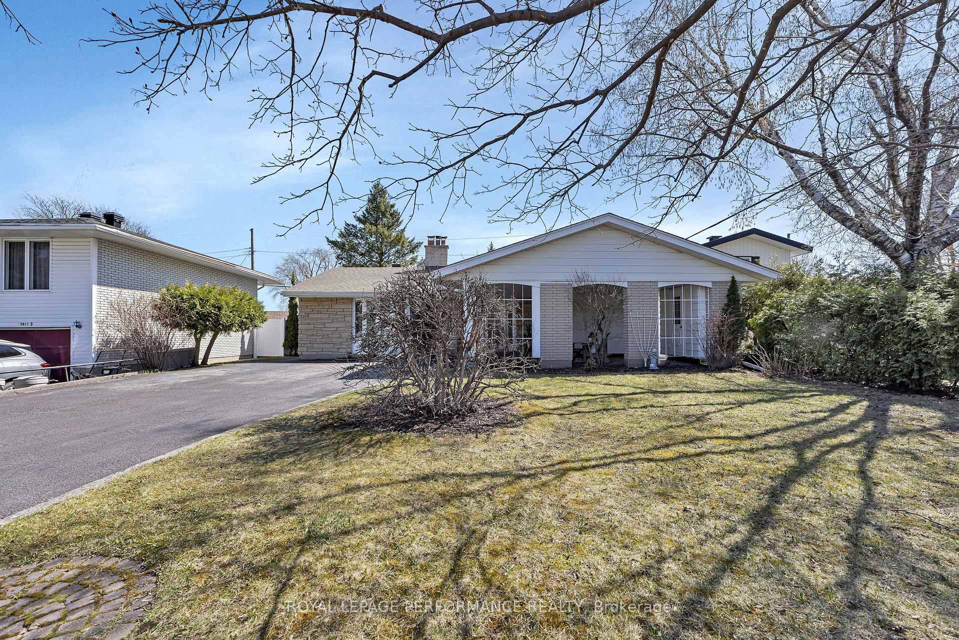 First time on market ! Beautiful bungalow, cherished by the same family since it was built.