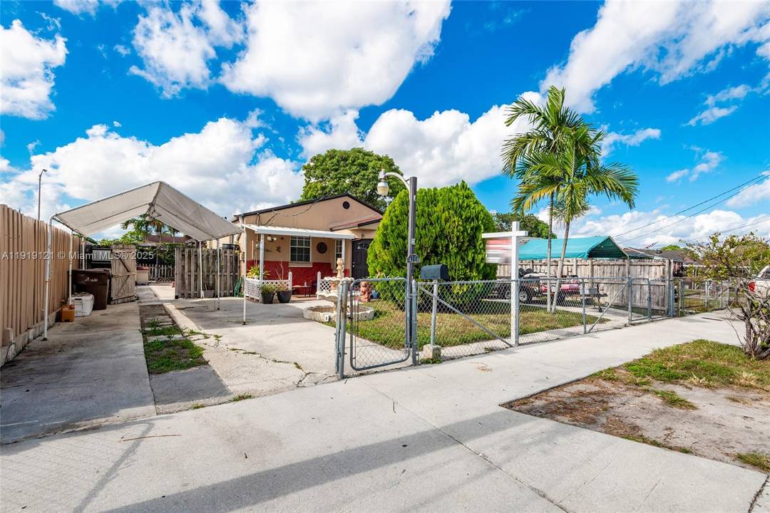 Bright and spacious 3 bedroom, 2 bath single family home located in the heart of Hialeah.