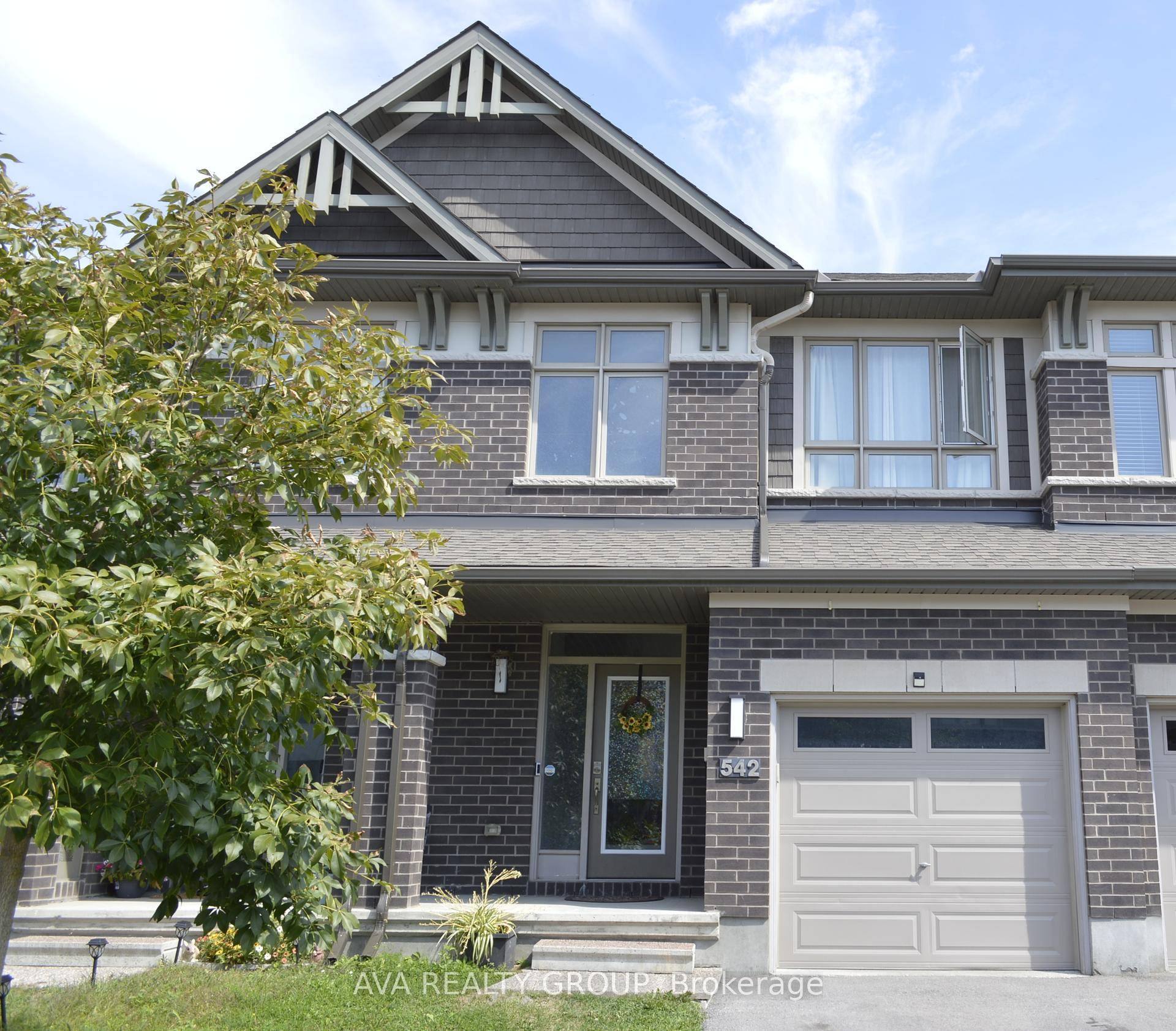 Gorgeous Richcraft, well built, bright, freshly painted, features a formal great room and dining room with hardwood floors and 9 foot smooth ceiling on the main level.