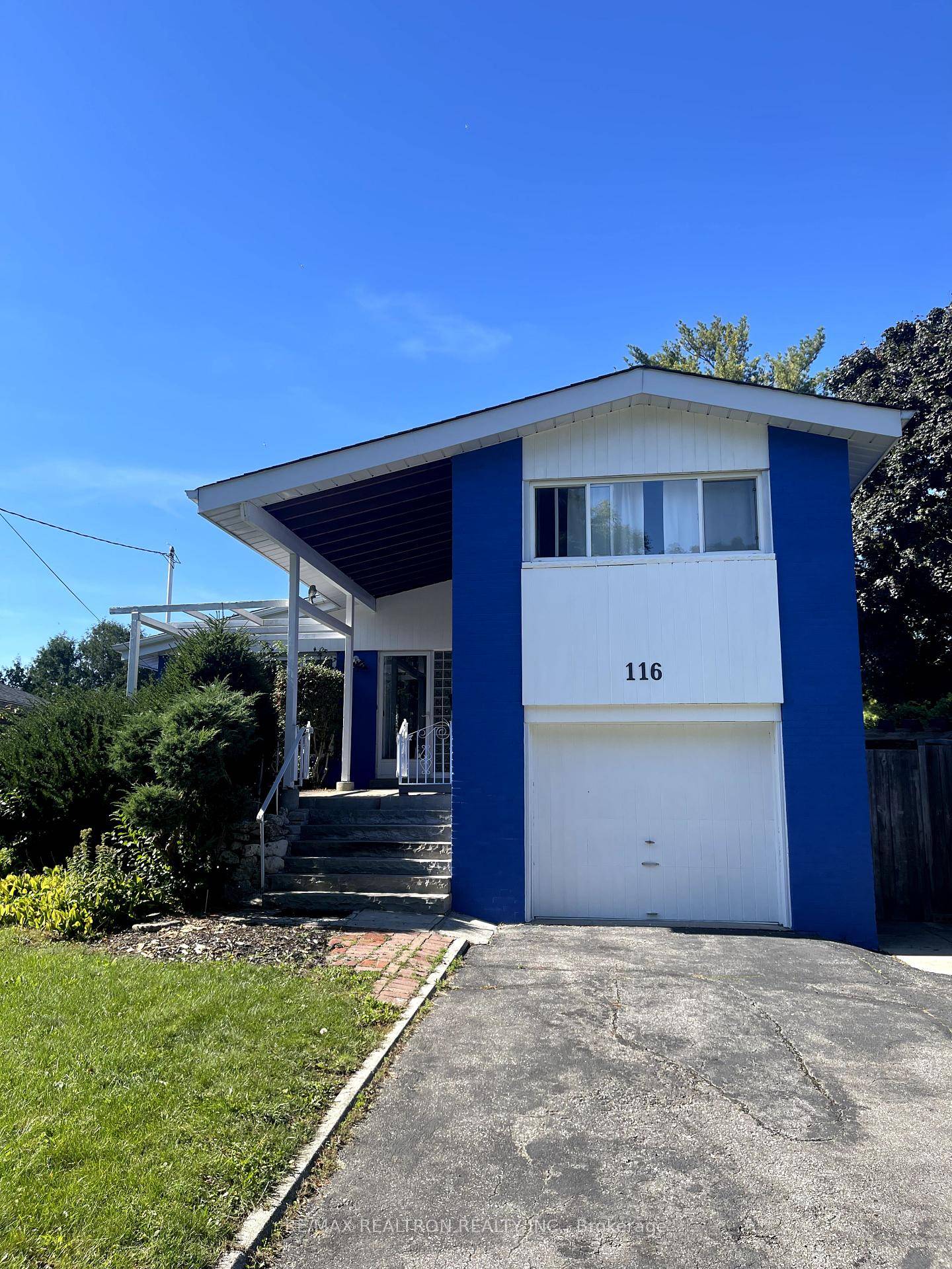 Welcome to this ground lower level apartment with a separate entrance, offering comfort, style, and privacy.