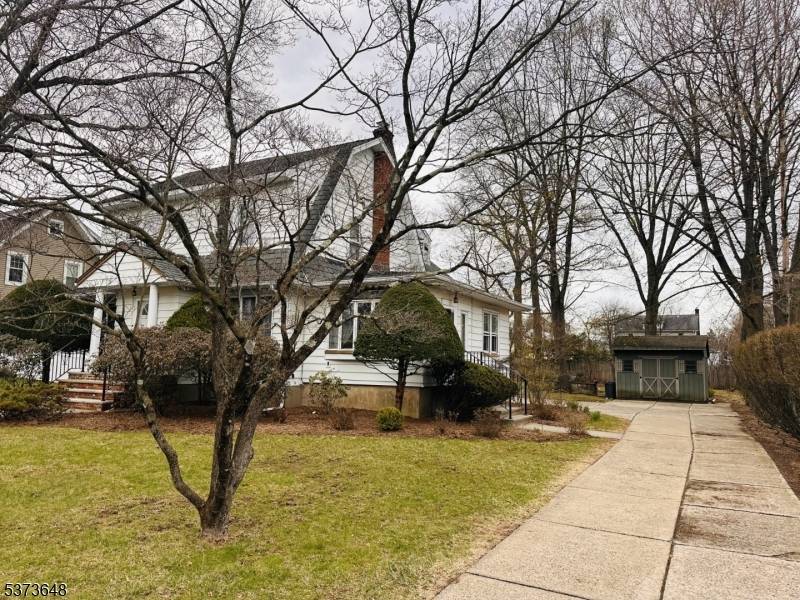 Charming 1933 Dutch Colonial in beautiful Pompton Lakes !