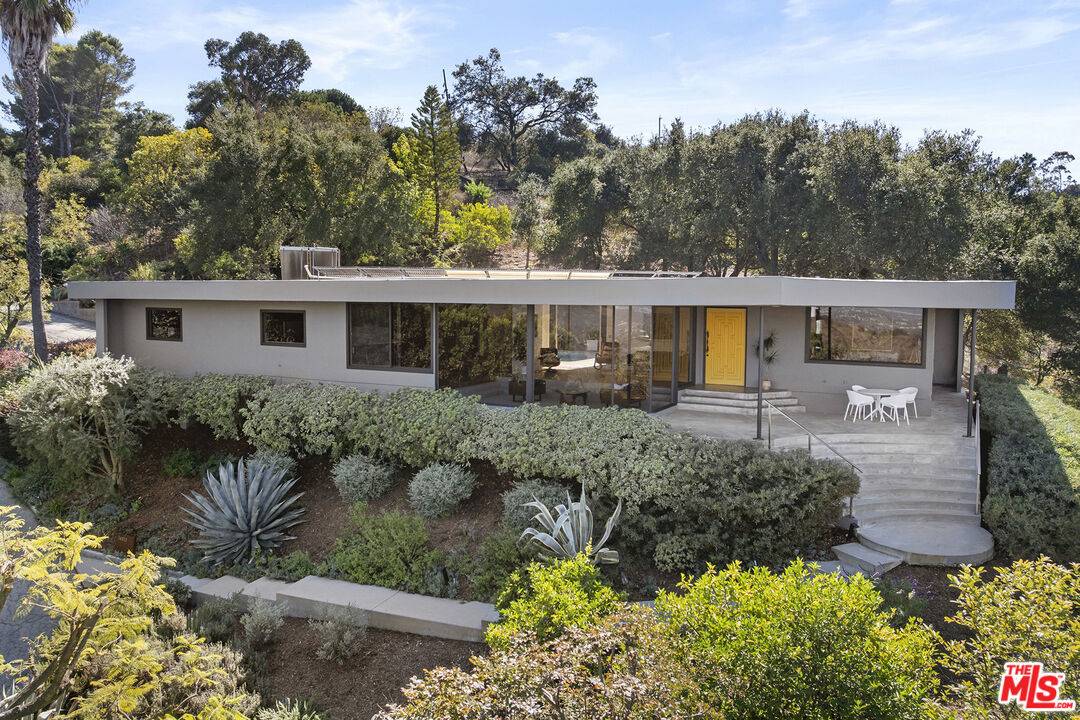 14513 Mulholland Dr 2BR Bel Air La