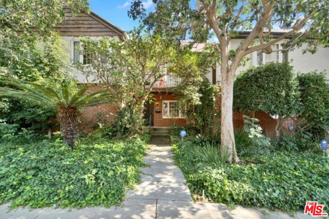 11378   Ovada Pl 8BR Brentwood La