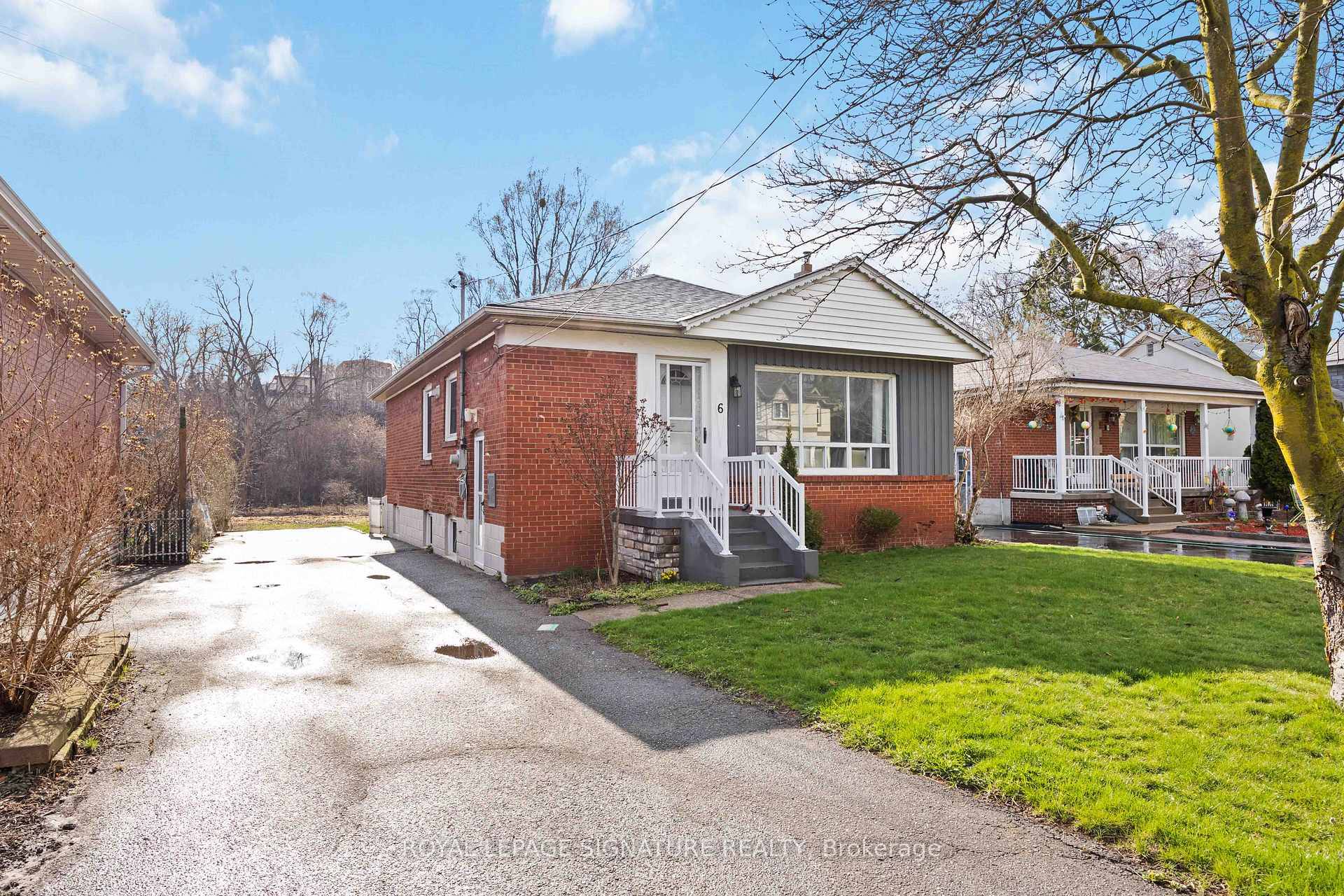 Beautifully renovated, 3 Bedroom Bungalow on a premium 47x103ft lot backing onto the serene Bonnyview Ravine amp ; Mimico Creek, and nestled in a highly desirable, family friendly neighborhood !
