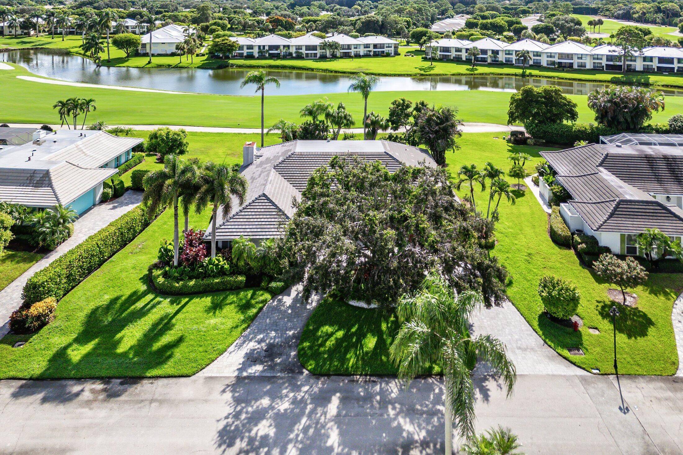 Beautiful lake golf views in this beautifully updated 4 bedroom, 3.