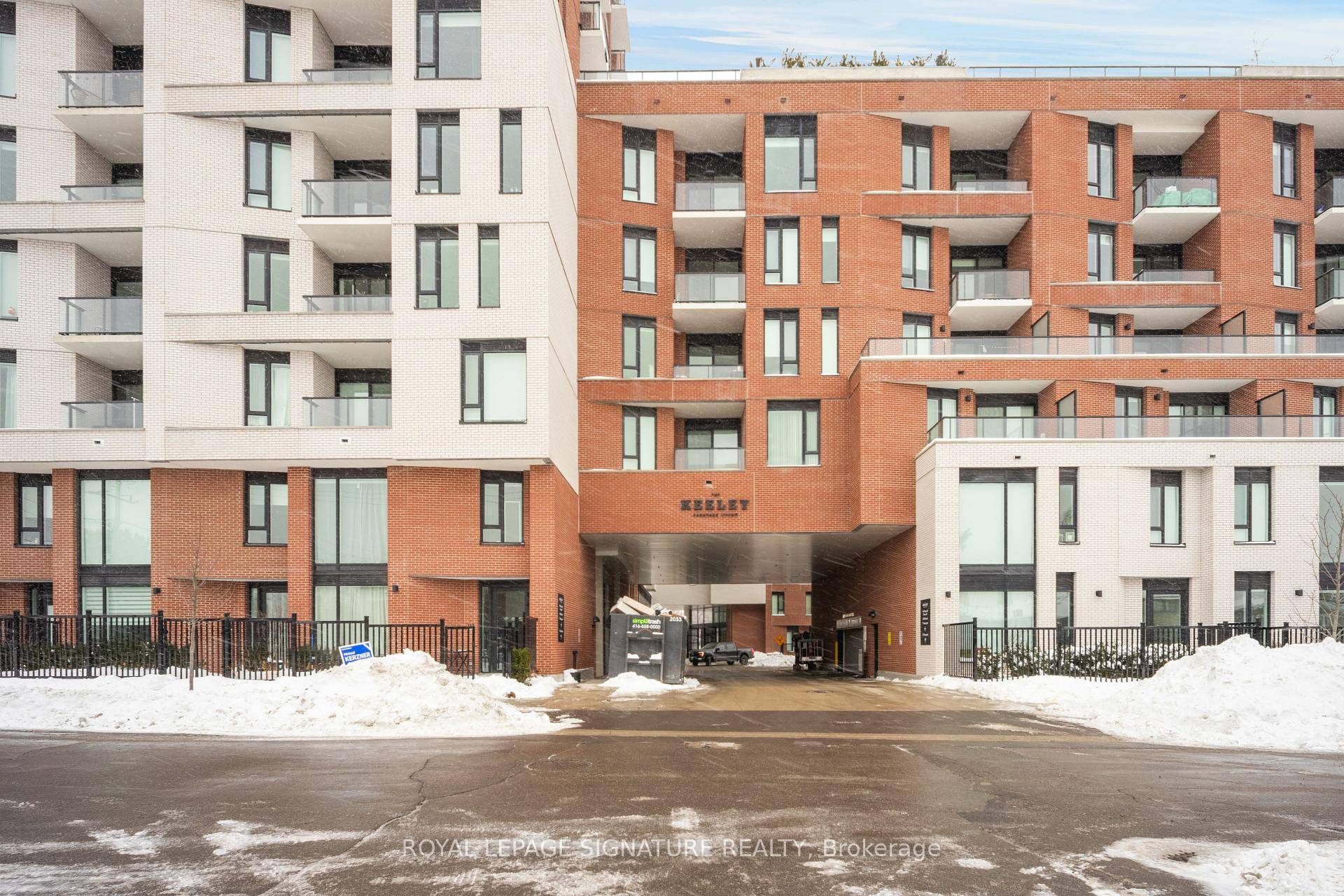 Welcome to this brand new, stylish condo unit located in the vibrant Downsview neighborhood of Toronto.