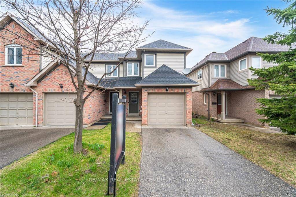 Discover this impeccable, perfect size, carpet free Condo townhouse end unit in the vibrant heart of Mississauga, boasting gleaming hardwood floors across both main and upper levels, a tastefully upgraded ...