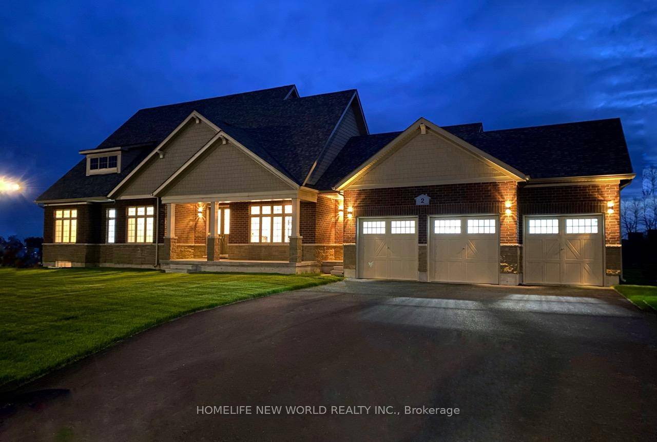 Rarely Offered Magnificent Bungaloft With 8'6 Full Height Basement, 1st amp ; 2nd Floor Loggia And Beautiful Lake View !