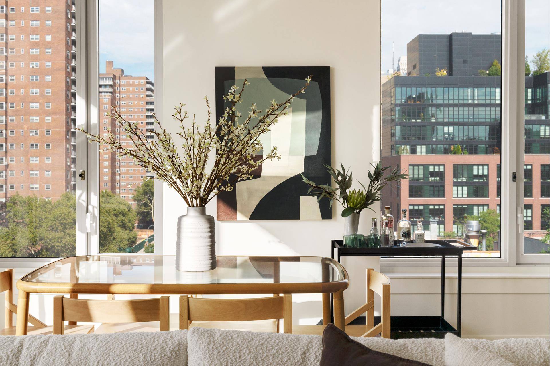 Elegance finds its form at Chelsea Canvas.
