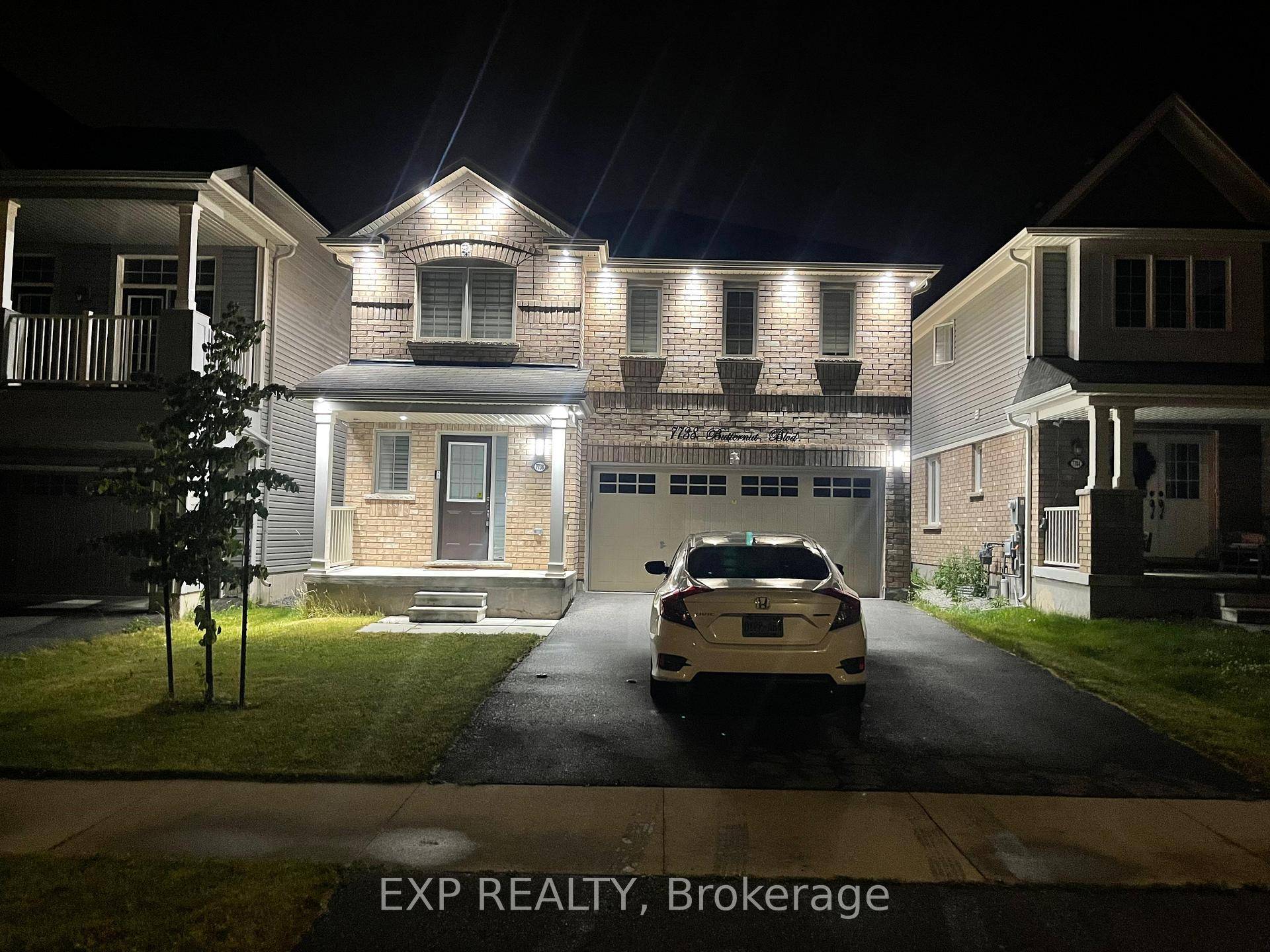 Welcome Home ! This Beautiful Close to 2000 Sq Ft All Brick 4 Bedroom Home Is Located In Niagara Fall's Newest And Most Desirable Family Friendly Community.