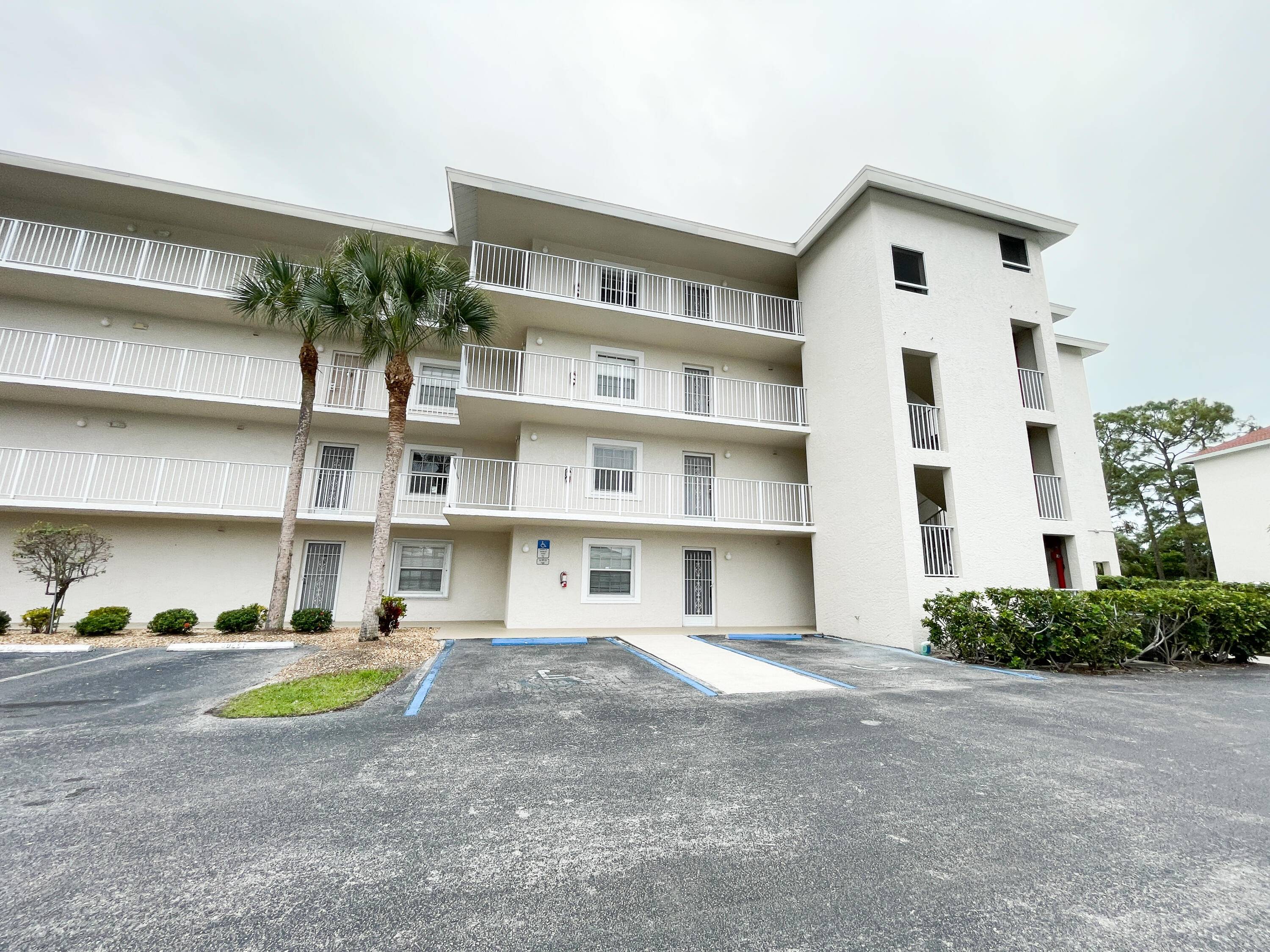 Discover this 2 bedroom, 2 bath first floor condo in Quail Forest, offering tranquil golf course views and a prime Naples location.