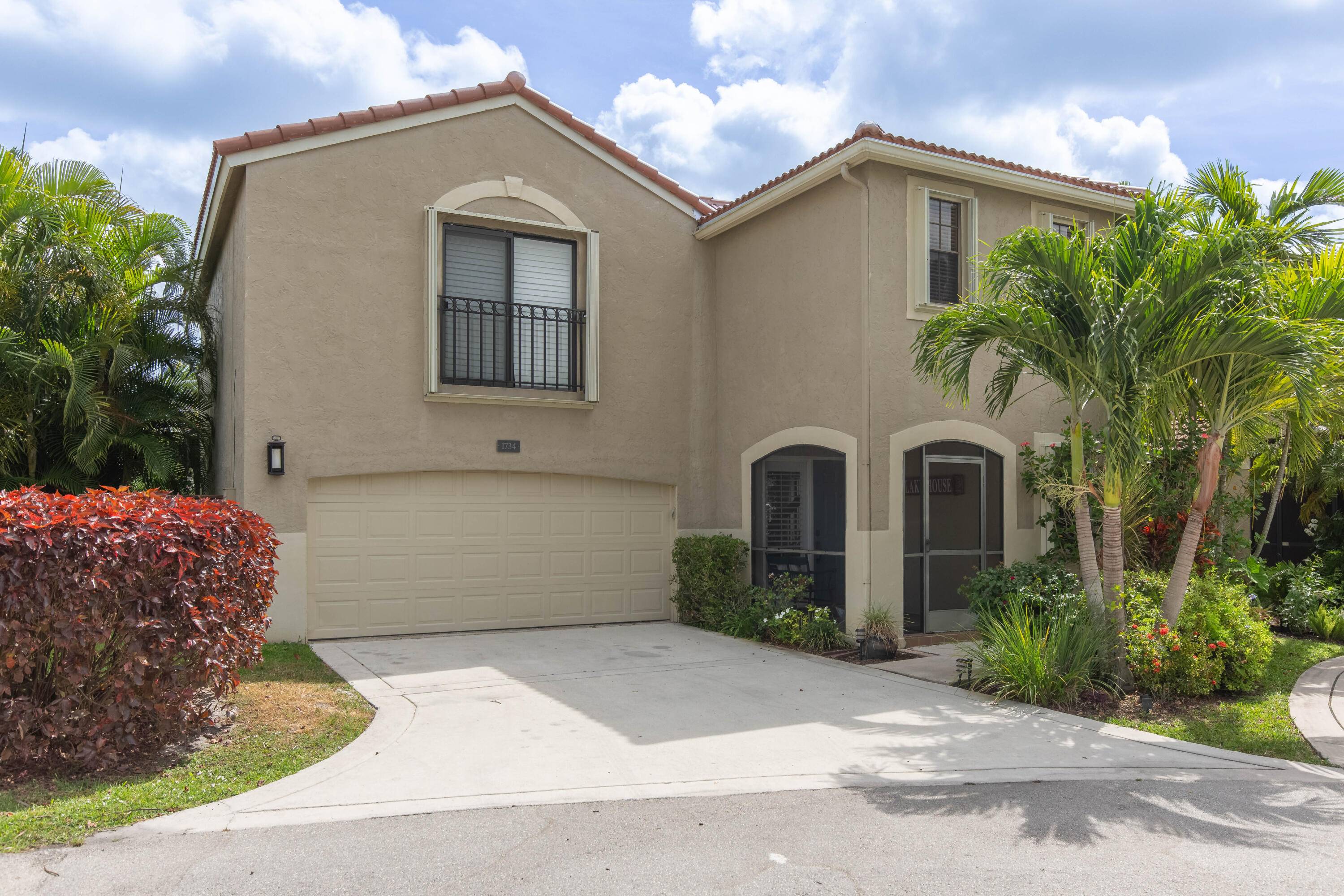 Turnkey Furnished Rental offered Off Season at 3, 875 mth or Seasonally at 8, 000 mth Outstanding 4 bedroom 3.