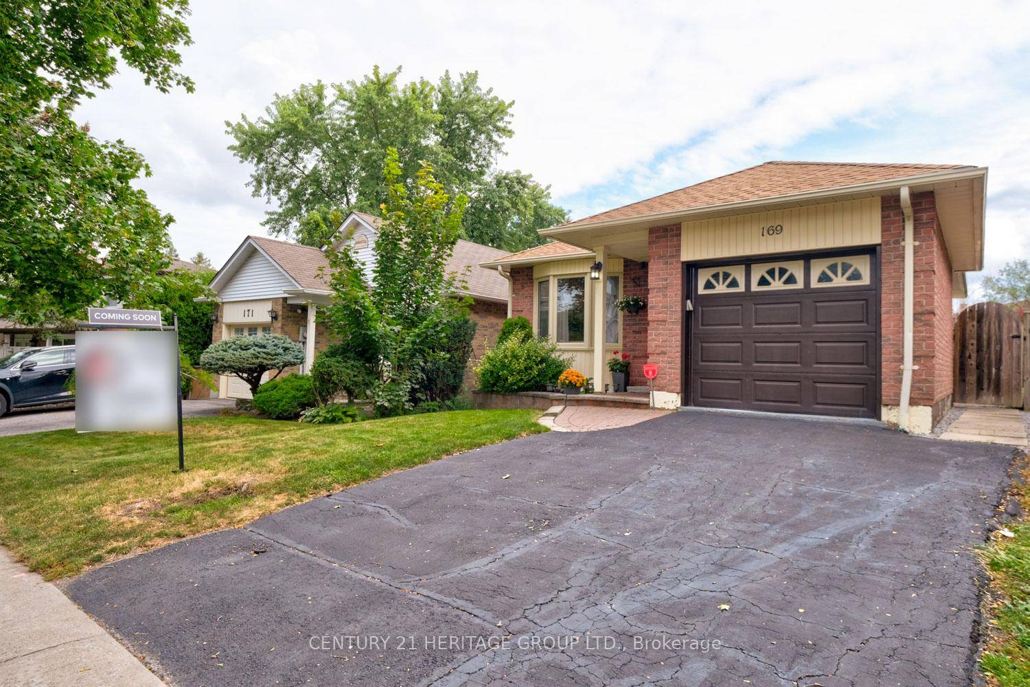 Charming renovated home for rent !