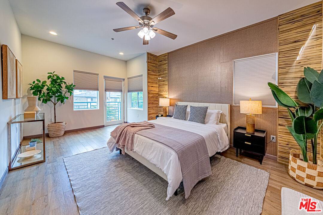903  S New Hampshire Ave 3BR La