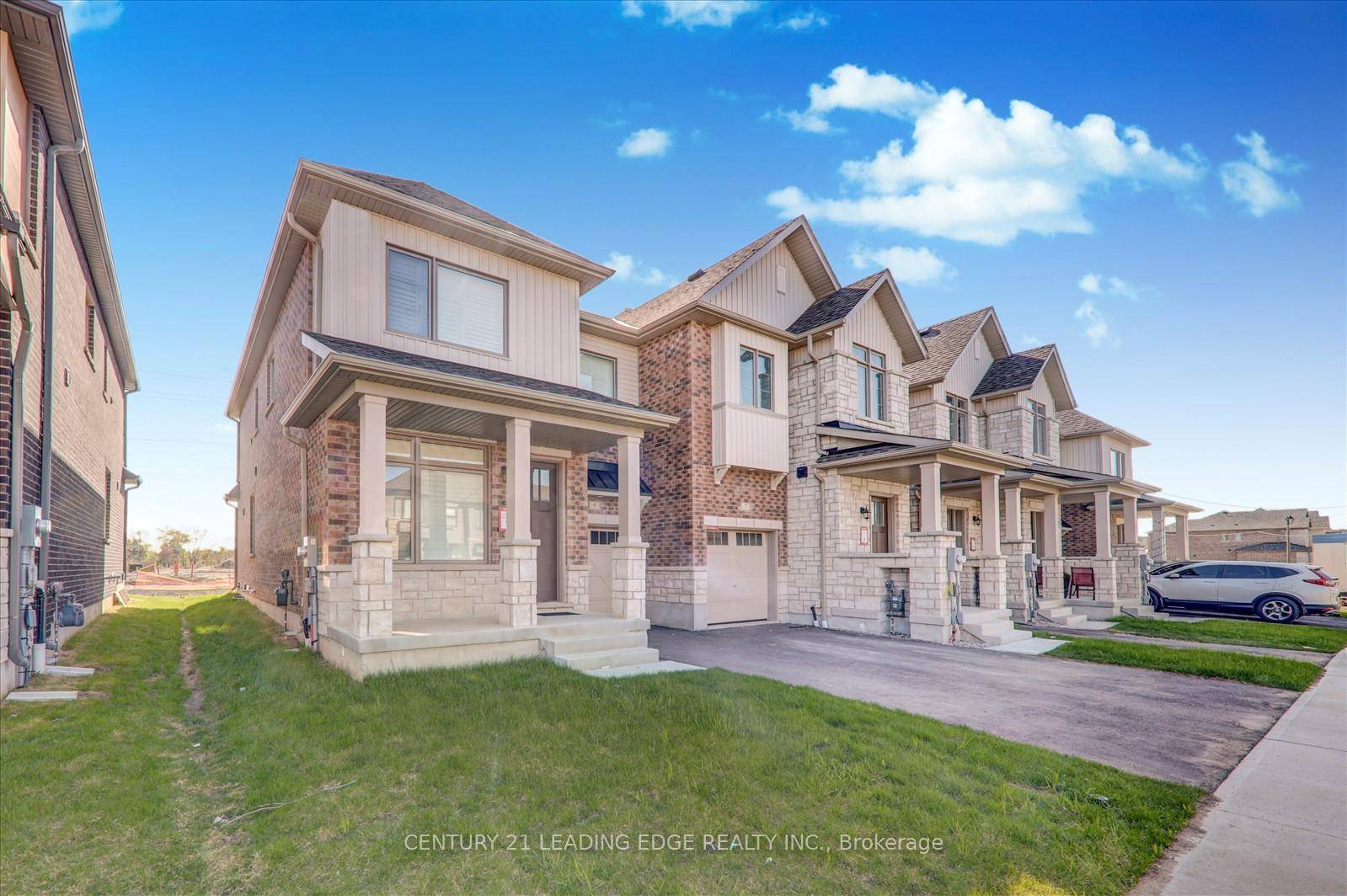 Experience luxurious living in this spacious 1, 940 sq.